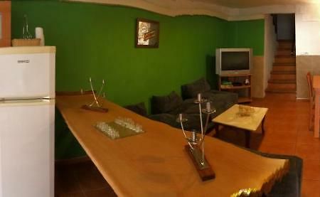 La Casita Santa Barbara Guest House Macastre ภายนอก รูปภาพ