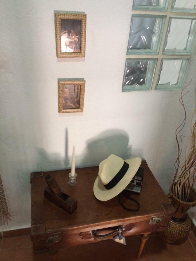 La Casita Santa Barbara Guest House Macastre ภายนอก รูปภาพ