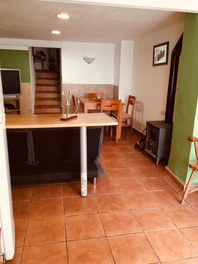 La Casita Santa Barbara Guest House Macastre ภายนอก รูปภาพ