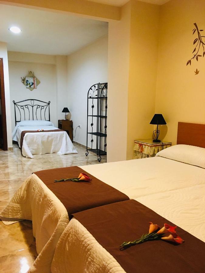 La Casita Santa Barbara Guest House Macastre ภายนอก รูปภาพ